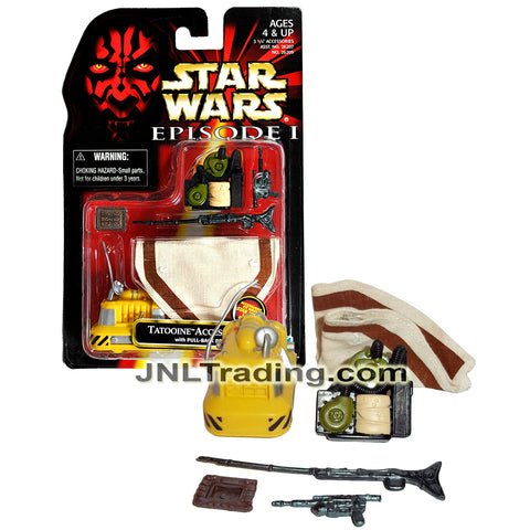 Year 1998 Star Wars The Phantom Menace TATOOINE ACCESSORY SET w/ Qui-Gon Jinn's Poncho, Blaster, Rifle, Watto's Datapad, Backpack and Pull-Back Droid