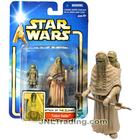 Year 2002 Star Wars Attack of the Clones 4 Inch Tall Figure #08 - Female TUSKEN RAIDER with Tusken Child and Gaffi Stick