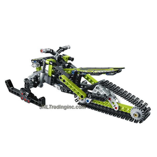 Year 2014 Lego Technic Series 2 in 1 Vehicle Set 42021
