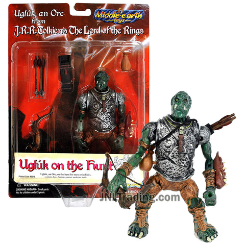 Year 1998 Middle Earth Lord of the Rings 5 Inch Tall Orc Figure - UGLUK on the Hunt with Bow, Arrows, Quiver and Pouch
