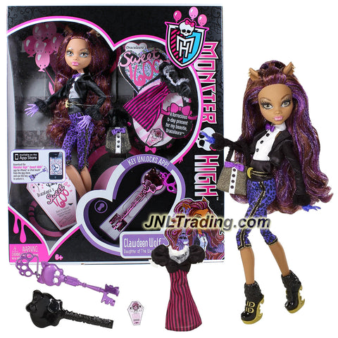 Mattel Year 2011 Monster High "Sweet 1600" Series 12 Inch Doll - Clawdeen Wolf "Daughter of The Werewolf" with 2 Pair of Outfits, Purse, Hairbrush and Skeleton Key