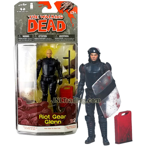 Year 2013 AMC TV Series Walking Dead 5 Inch Tall Figure - RIOT GEAR GLENN with Baton, Helmet, Guns, Shield and Gas Can