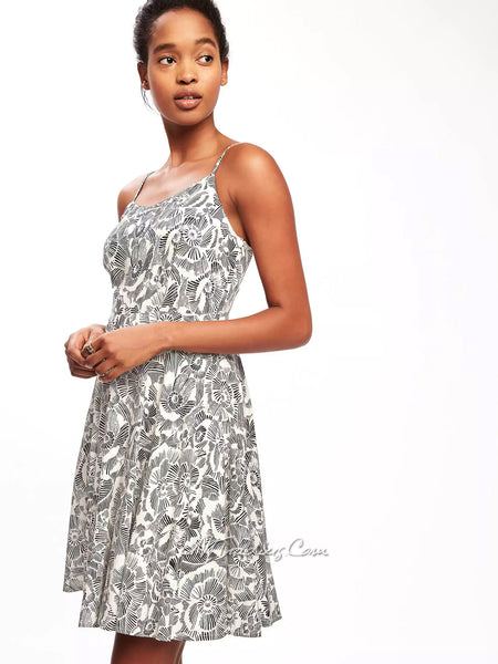 old navy women's fit & flare floral maxi dress Old Navy Women Fit & Flare Classic Cute Stylist Floral Cami Summer Sun –  JNL Trading