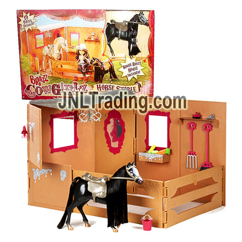 MGA Entertainment Bratz Cowgirlz Series Horse Stable Set with Lamps, Scissors, Bucket, Grooming Brush, Pitch Fork, Broom, Carrots, Corn & Black Horse