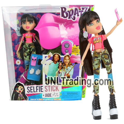 MGA Entertainment Bratz Selfie Stick Series 10 Inch Doll Set - JADE with Earrings, Phone with Cover & Lip Phone Holder with Wireless Remote For You