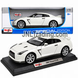 Maisto Special Edition 1:18 Scale Die-Cast Car - White 2009 Nissan GT-R Performance Coupe with Display Base