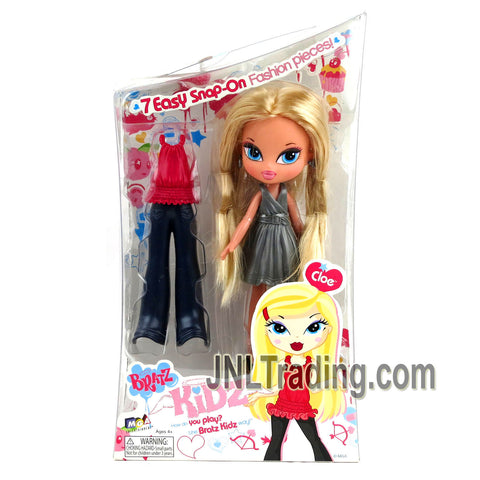 MGA Entertainment Bratz Kidz 7 Easy Snap-On Series 7 Inch Doll - CLOE with Red Tops, Dark Grey Pants, Grey Dress and Earrings