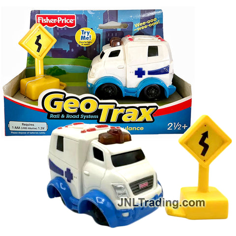Year 2005 Geo Trax Rail & Road System BRIGHT BEAMS AMBULANCE with Lights and Sounds Plus Road Sign