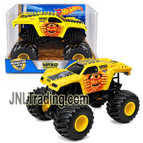 Year 2016 Hot Wheels Monster Jam 1:24 Scale Die-Cast Metal Monster Truck : Gold MAX-D DJW93 with Suspension & 4-Wheel Steering