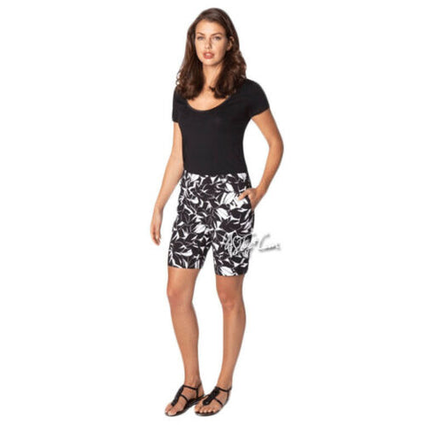 NWT Mario Serrani Italy Women s Comfort Stretch Fabric Shorts with Tum JNL Trading