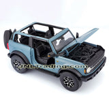 Maisto Special Edition Series 1:18 Scale Die Cast Car Set - Blue Sport Utility Vehicle SUV 2021 FORD BRONCO BADLANDS