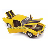 Maisto Special Edition Series 1:18 Scale Die Cast Car - Yellow Classic Sports Coupe 1971 CHEVROLET CAMARO with Display Base