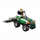 Lego Year 2016 Creator Series 3 in 1 Set #31043 - CHOPPER TRANSPORTER with Helicopter Alternative Mode: Tractor / Off-Roader) [Total Pieces: 124]