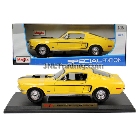Maisto Special Edition Series 1:18 Scale Die Cast Car Set - Yellow Classic Muscle Roadster Coupe 1968 FORD MUSTANG GT COBRA JET with Display Base