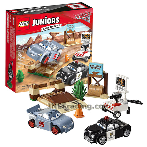 Lego Juniors Year 2017 Cars Series Set #10742 - WILLY'S BUTTE SPEED TRAINING with Speed Radar Trailer, Roadblock. Radiator Springs Road Sign, Lightning McQueen and Sheriff (Pieces: 95)