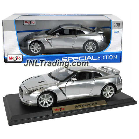 Maisto Special Edition Series 1:18 Scale Die Cast Car - Silver Color Performance Coupe 2009 NISSAN GT-R with Base (Dimension: 9-1/2" x 4-1/2" x 3")