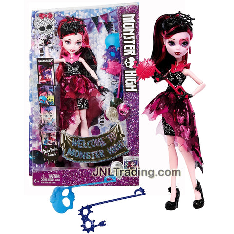 Mattel Year 2015 Welcome to Monster High Series 11 Inch Doll Set - DRACULAURA with Masquerade Masks