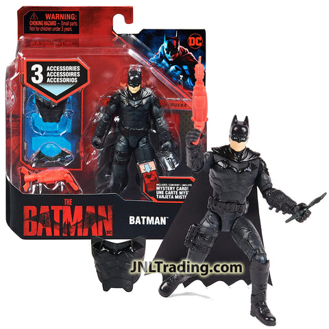Year 2021 DC Comics The Batman Series 4 Inch Tall Figure - BATMAN with Chestplate, Batarang, Grappling Hook Gun and Mystery Card