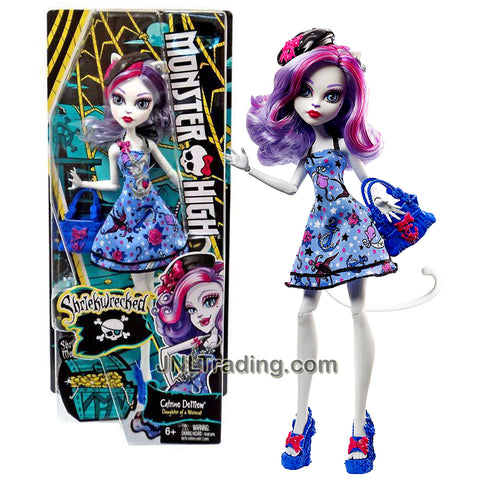 Mattel Year 2016 Monster High Shriekwrecked Series 11 Inch Doll Set - Daughter of a Werecat CATRINE DEMEW with Beret and Purse
