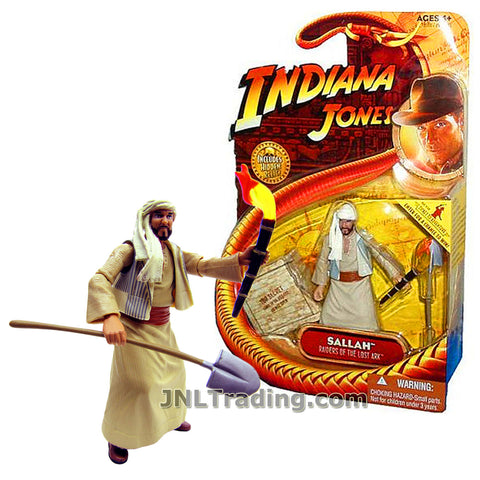 Indiana Jones Year 2008 Raiders of the Lost Ark Movie Series 4 Inch Tall Figure - Egyptian Excavator SALLAH in Robe and Head Wrap with Shovel and Torch Plus Hidden Relic