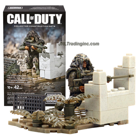 Mega Bloks Year 2015 Call of Duty Series Micro Action Figure Set CNF09 - GHILLIE SUIT SNIPER with Sniper Rifle, Camouflage Suit and Buildable Base