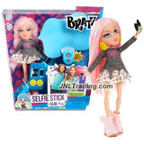 MGA Entertainment Bratz Selfie Stick Series 1o Inch Doll Set - CLOE with Earrings, Phone with Cover & Lip Phone Holder with Wireless Remote For You