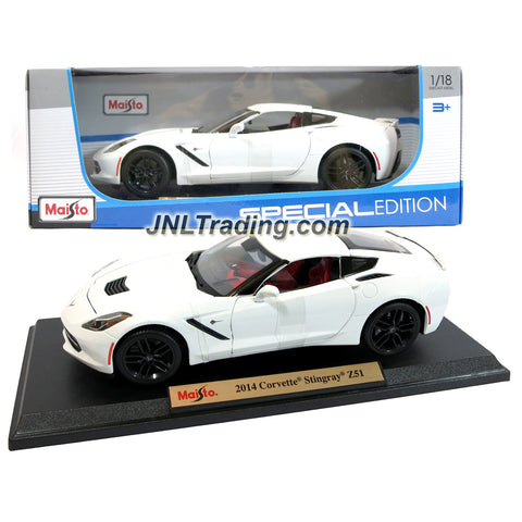 Maisto Special Edition Series 1:18 Scale Die Cast Car Set - White Sports Coupe 2014 CORVETTE STINGRAY Z51 with Base (Dimension: 9-1/2" x 3-1/2" x 3")