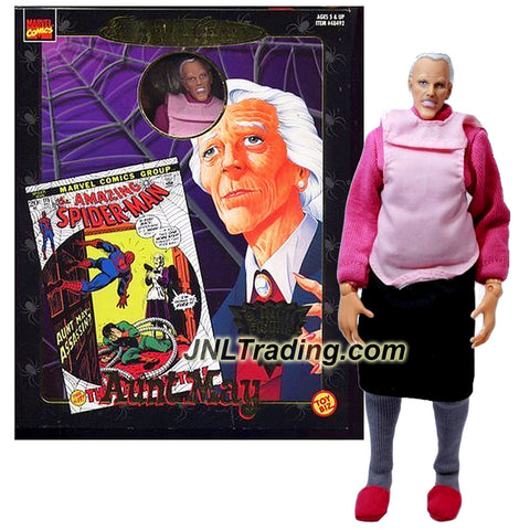 ToyBiz Year 1997 Marvel Comics Famous Cover Series 8 Inch Tall  Action Figure - The Amazing Spider-Man Peter Parker's AUNT MAY with Fabric Costume