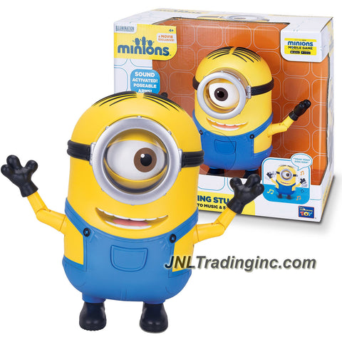 Illumination Entertainment Minions Movie Exclusive 8 Inch Tall Electronic Figure - DANCING STUART Grooves to Music and Sounds