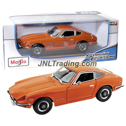 Maisto Special Edition Series 1:18 Scale Die Cast Car Set - Orange Classic Sports Coupe 1971 Nissan DATSUN 240Z with Base (Dim: 9" x 3-1/2" x 2-1/2")