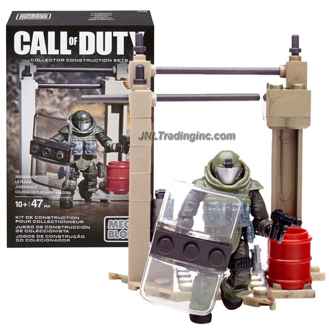 Mega Bloks Year 2015 Call of Duty Series Micro Action Figure Set CNF08 - JUGGERNAUT with Riot Shield, Gun, Stun Grenade and Buildable Outpost