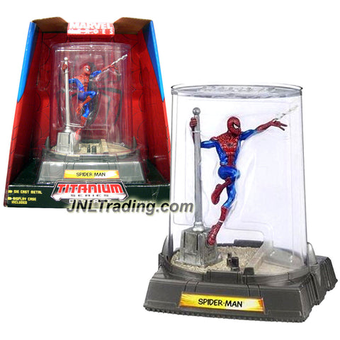 Hasbro Year 2006 Marvel Heroes Titanium Die-Cast Series 4 Inch Tall Action Figure : SPIDER-MAN Hanging At The Pole (Color Version) with Display Case