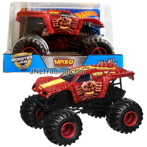 Hot Wheels Year 2017 Monster Jam 1:24 Scale Die Cast Metal Body Official Monster Truck Series - Red Maximum Destruction MAX-D DWN95 with Monster Tires, Working Suspension and 4 Wheel Steering